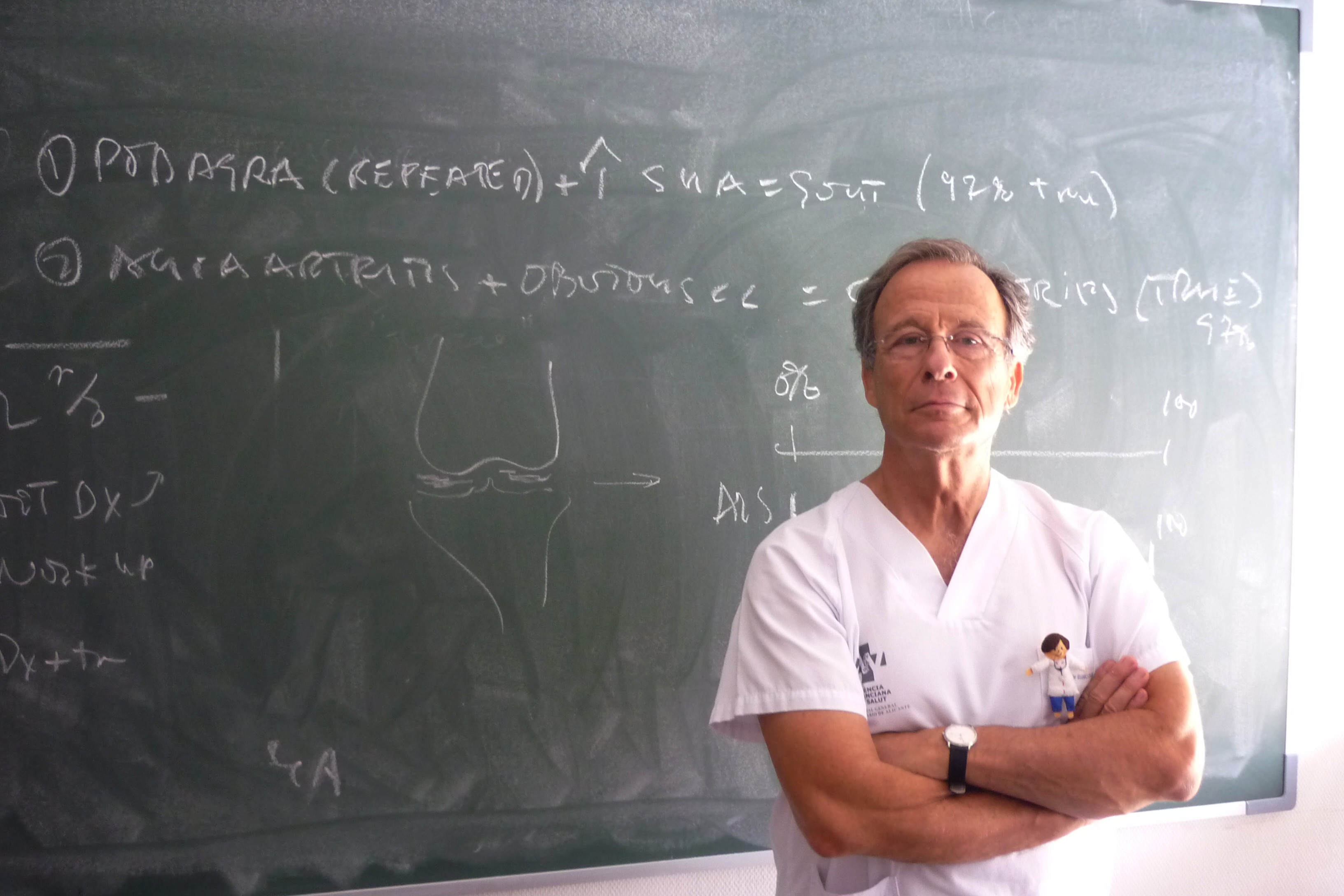 Eliseo Pascual también es profesor del Master en Enfermedades Infecciosas y Salud Internacional